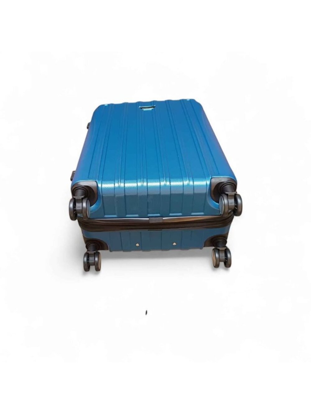 New Expandable Carry-on Hardside luggage - Picture 3 of 5